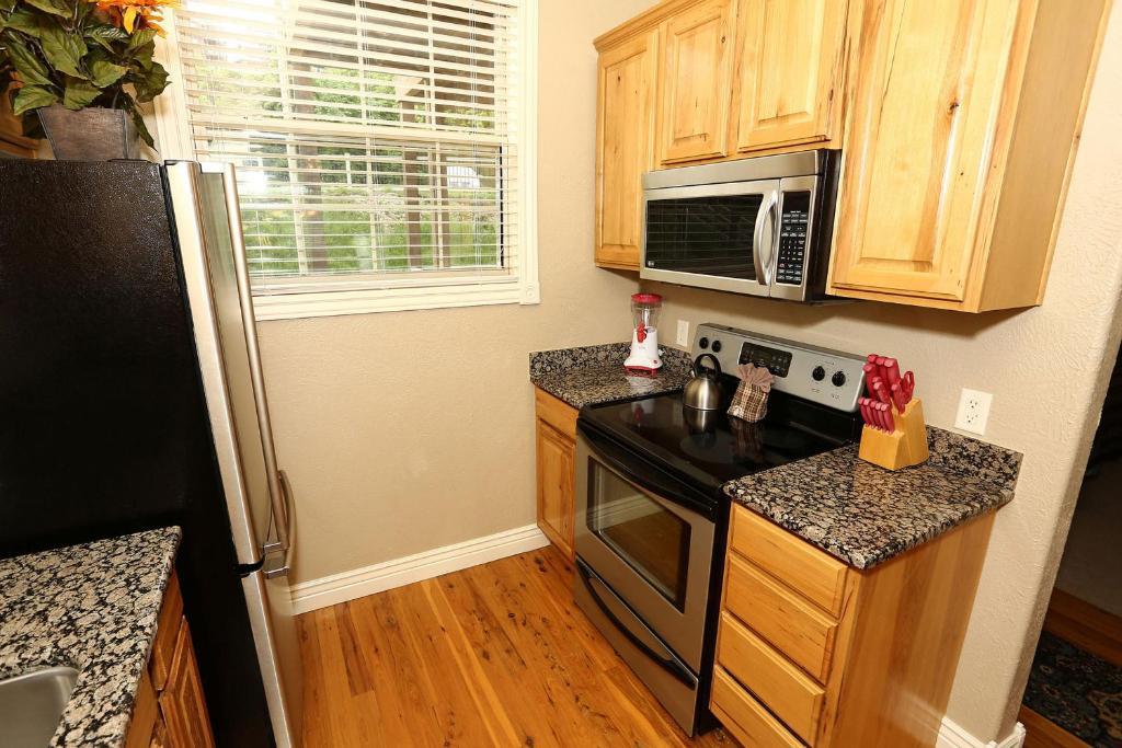 Deluxe Two-Bedroom Suite