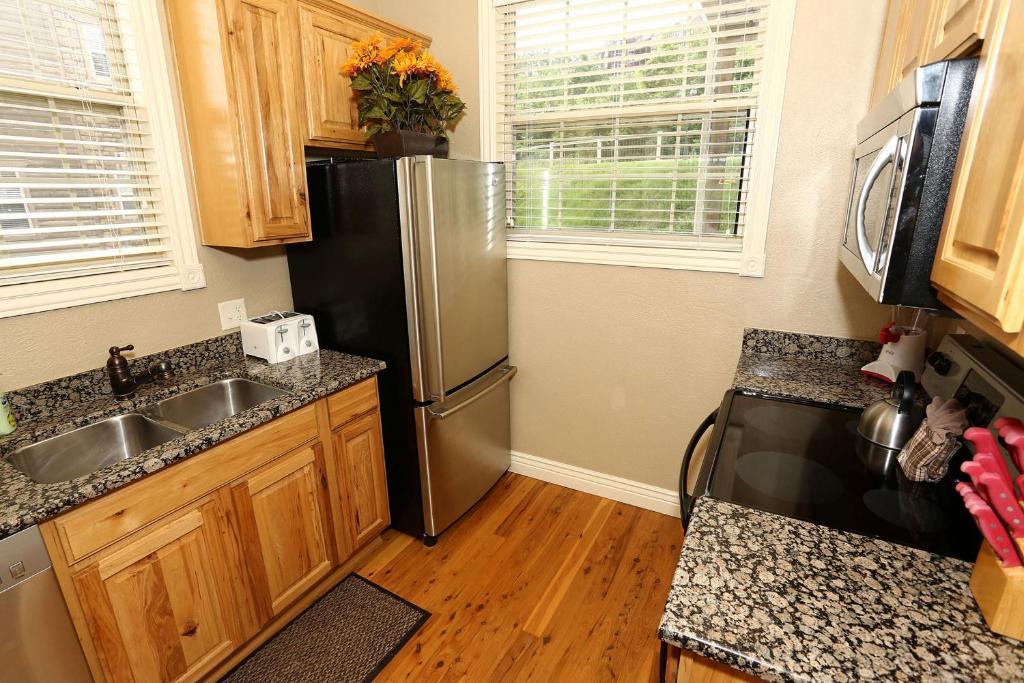Deluxe Two-Bedroom Suite