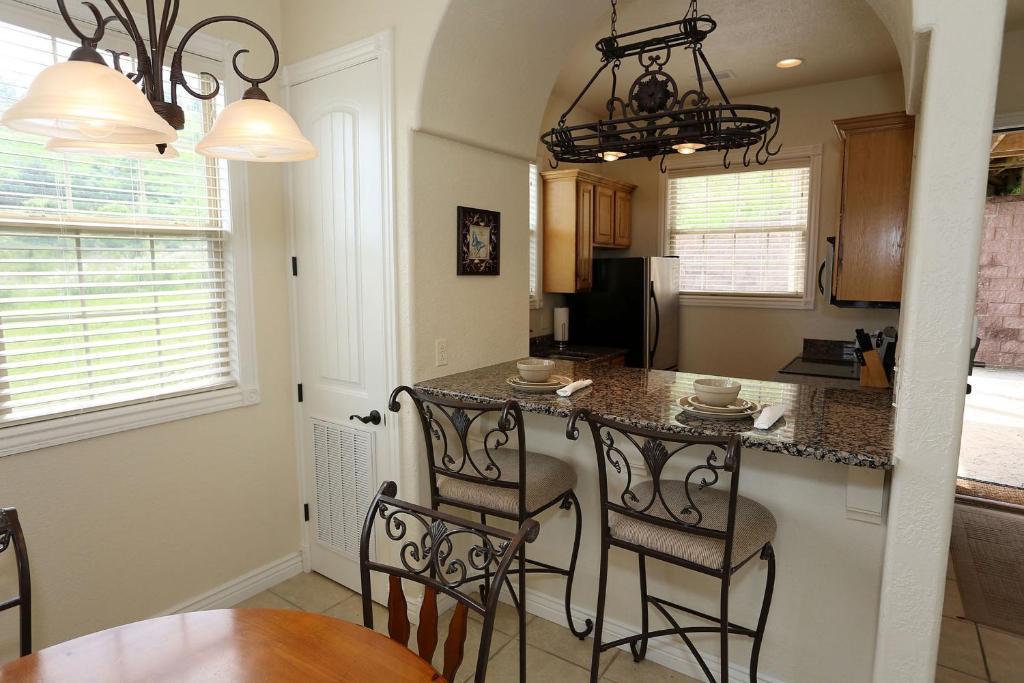 Deluxe Two-Bedroom Suite