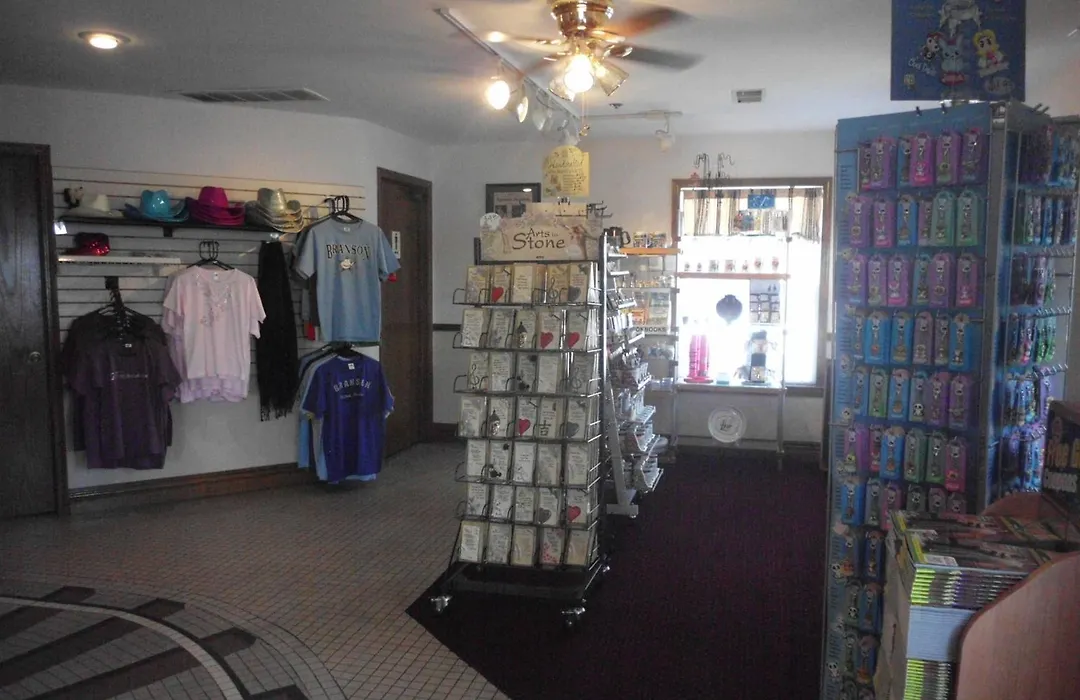 Dutton Inn-1
